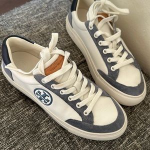 Tory Burch Sneakers